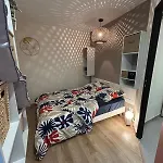 L Апартаменты *